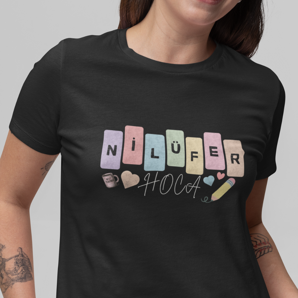 Özelleştirilebilir İsimli Öğretmen Tişört