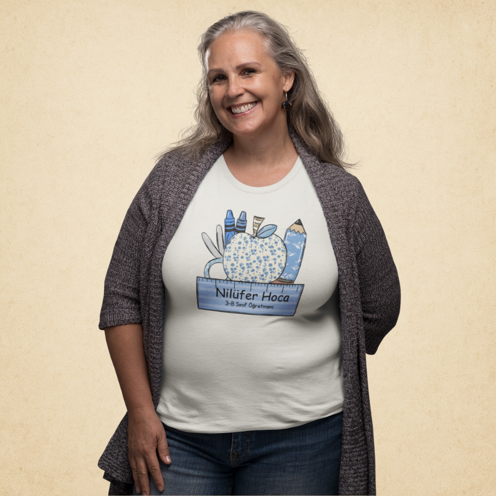 Kişiye Özel Sınıf ve İsimli Öğretmen Kadın Tişört