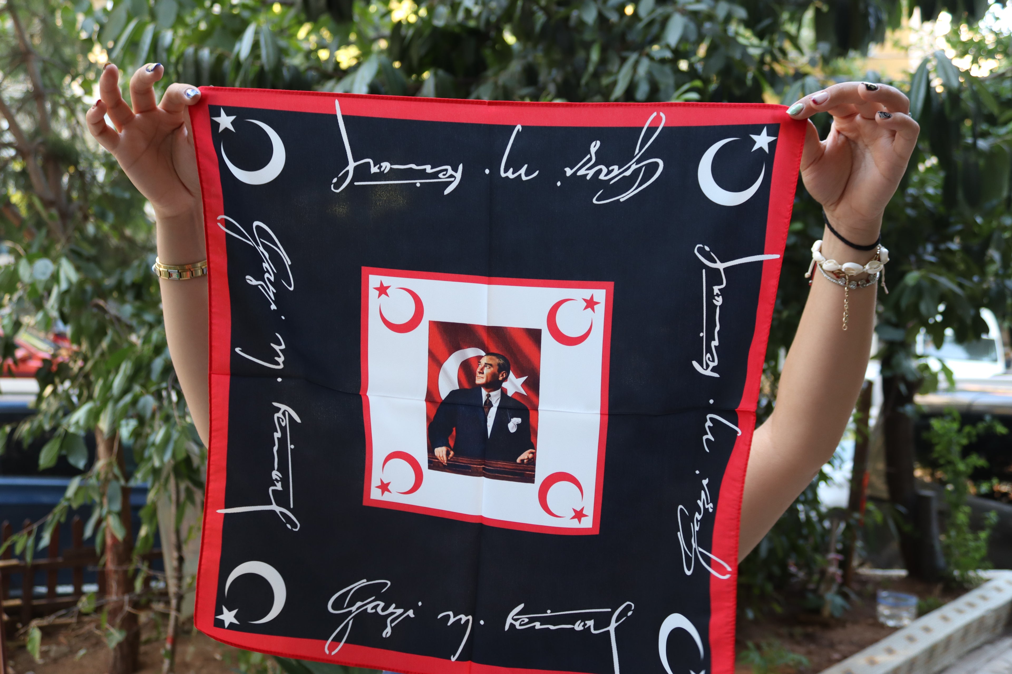 Atatürk Bandana