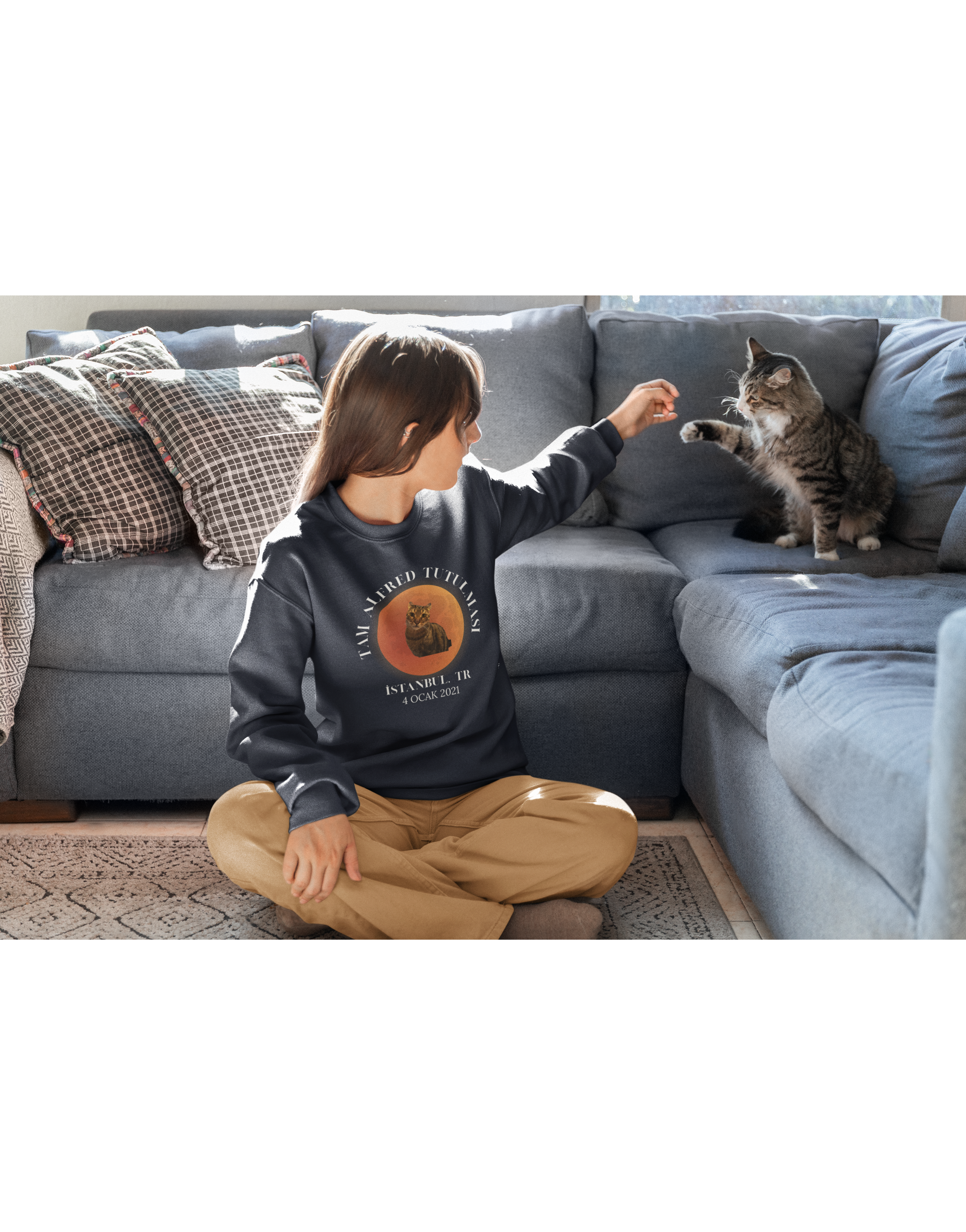 Evcil Hayvan Tutulması Sweatshirt